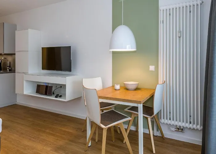 Deichhaeuser Anna Kueste Deichhaeuser Anna Kueste 7-12 *